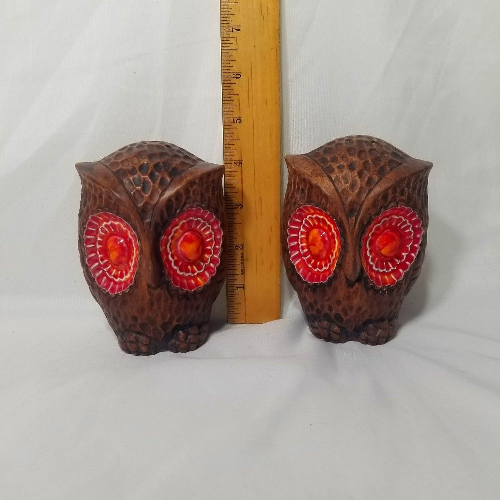 MCM Treasure Craft Large Brown Red Orange Eyed Owl Salt & Pepper Shakers USA VTG